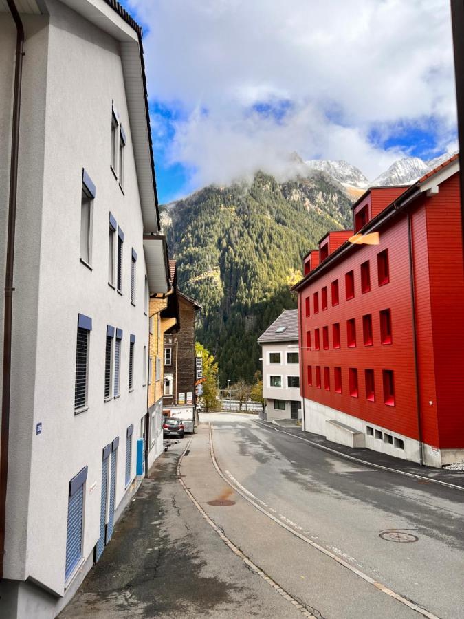 Blue Sky Apartments Göschenen Eksteriør billede